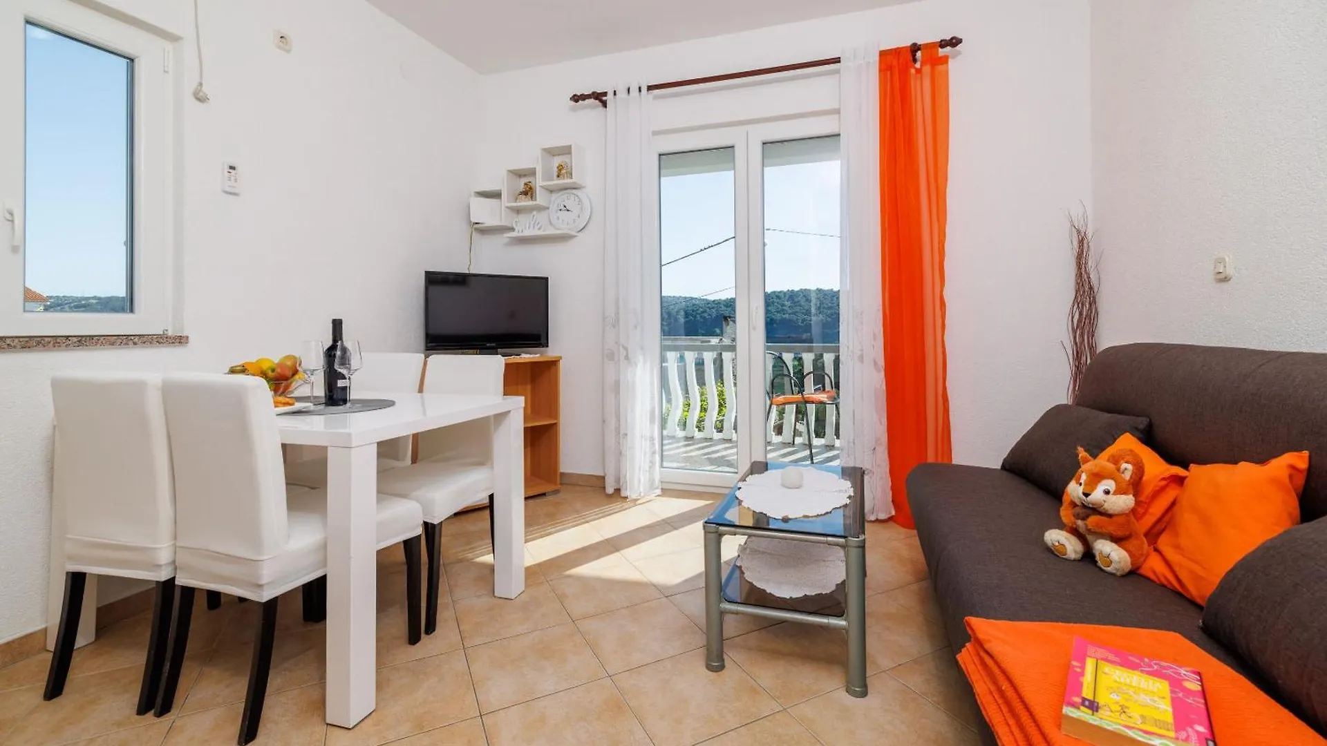 Apartments Klara Lopar