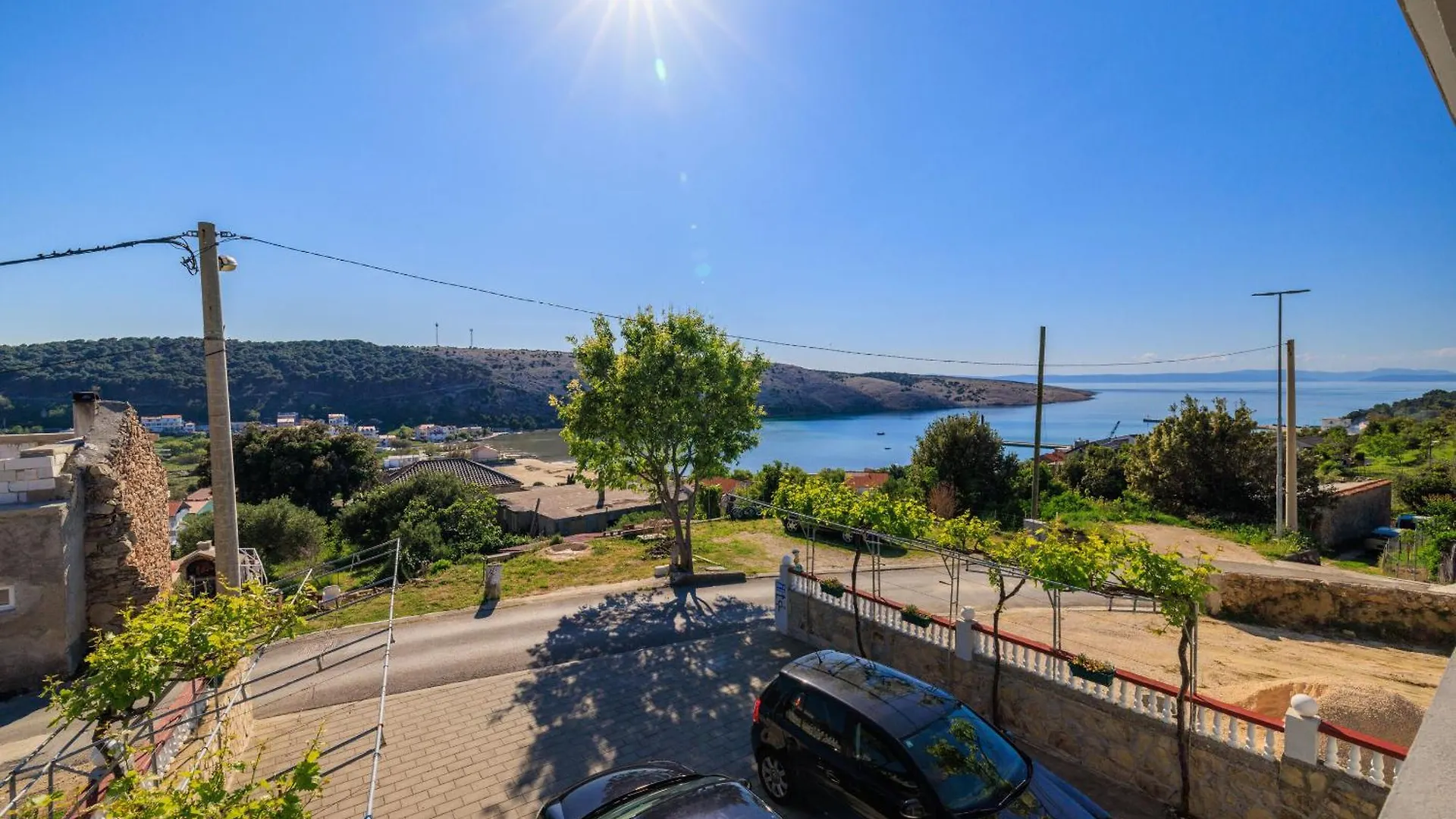 Apartments Klara لوبار كرواتيا