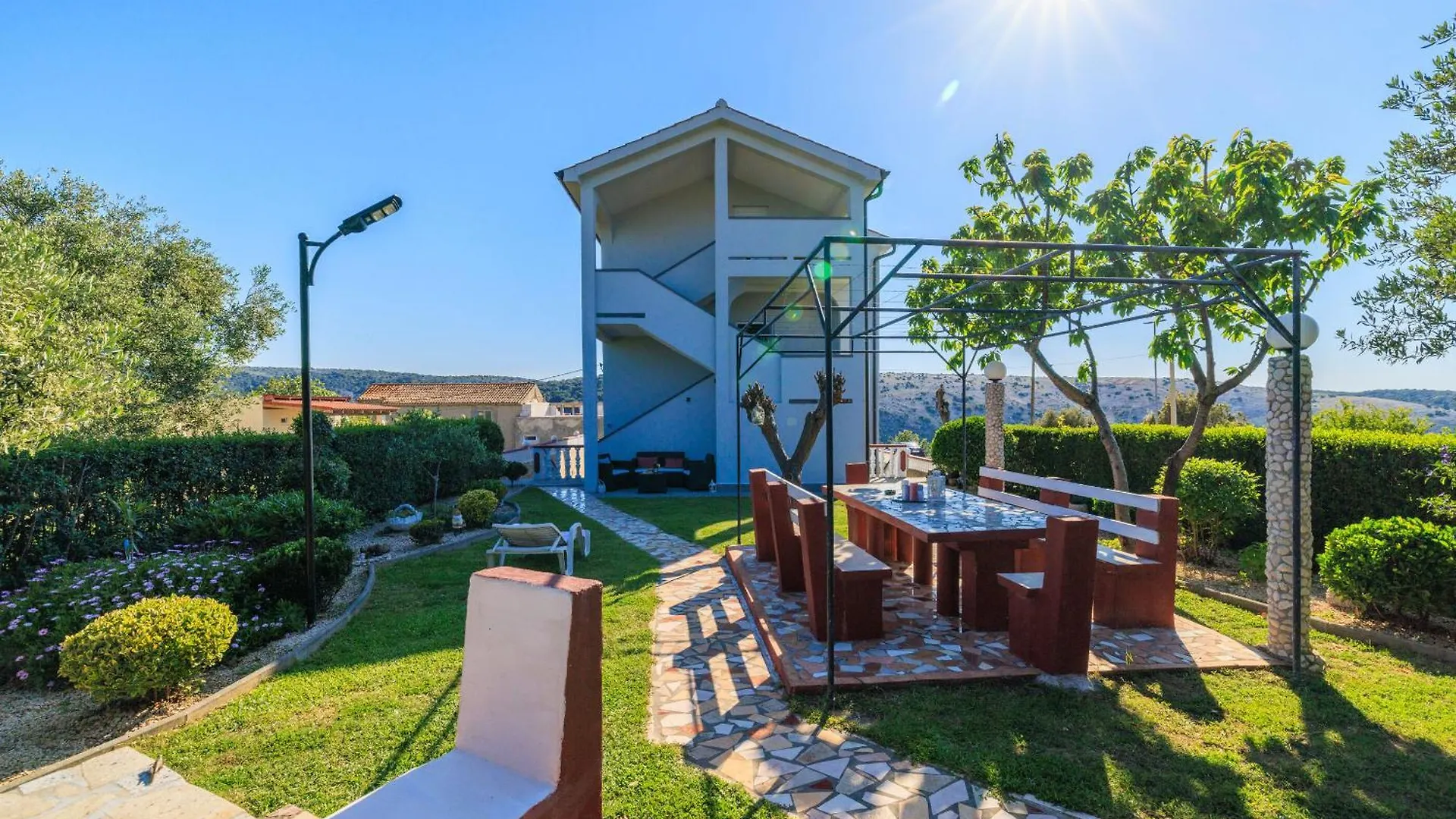 Apartments Klara Lopar