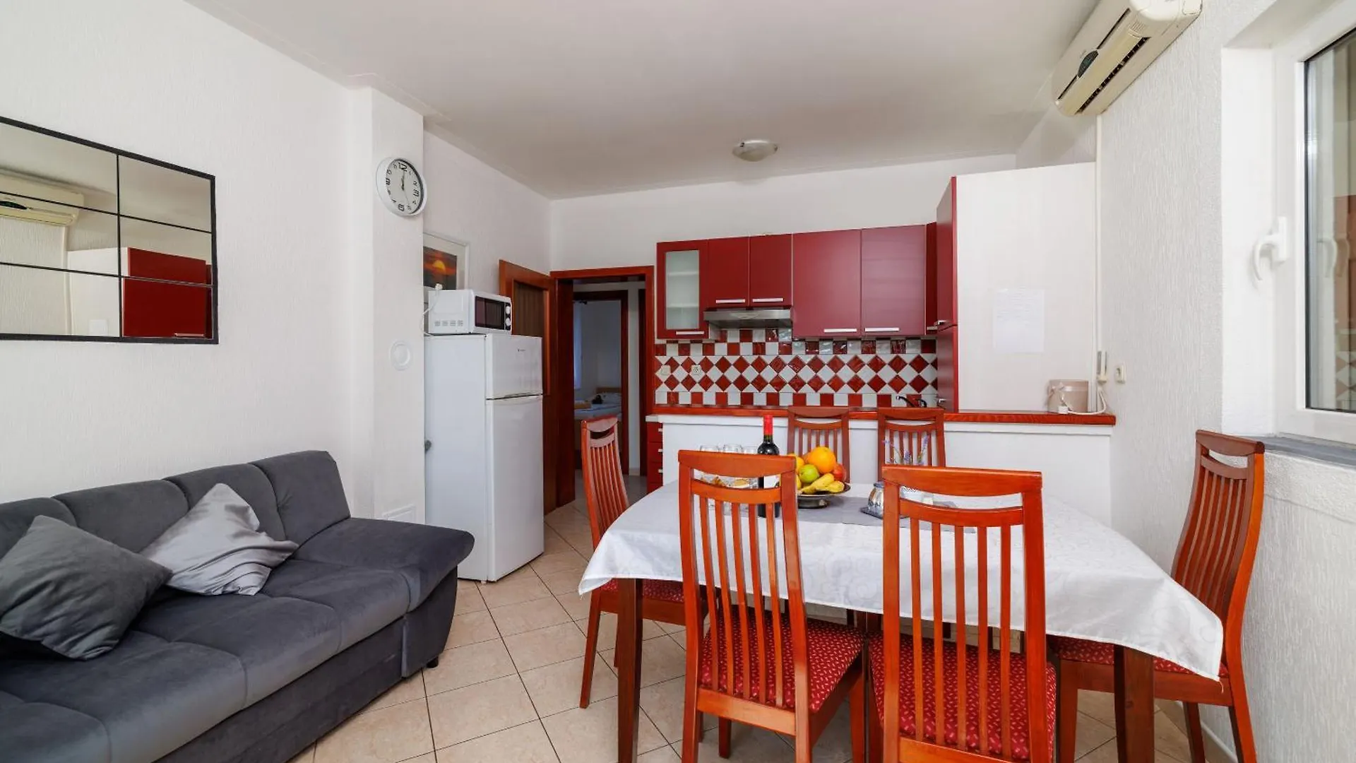 Apartments Klara Lopar