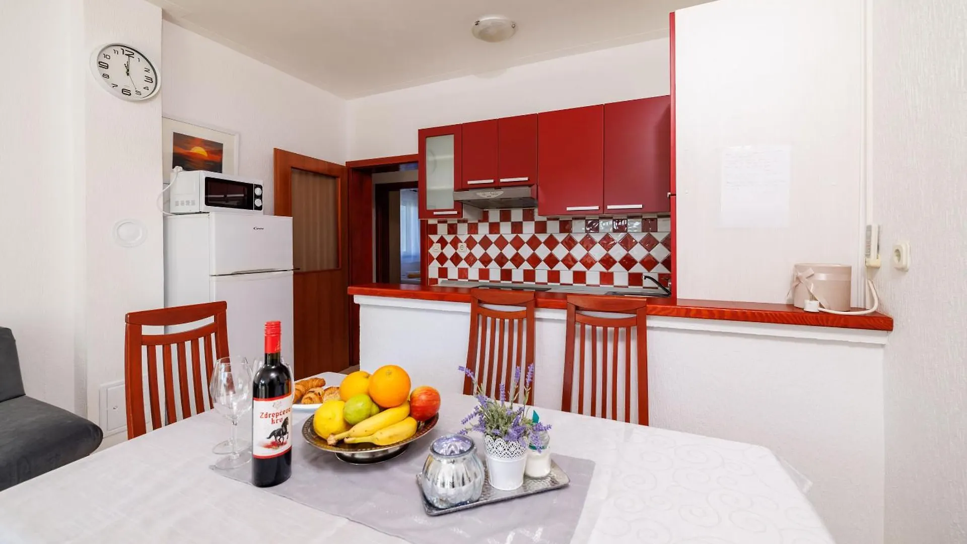 Apartments Klara Lopar 0*,