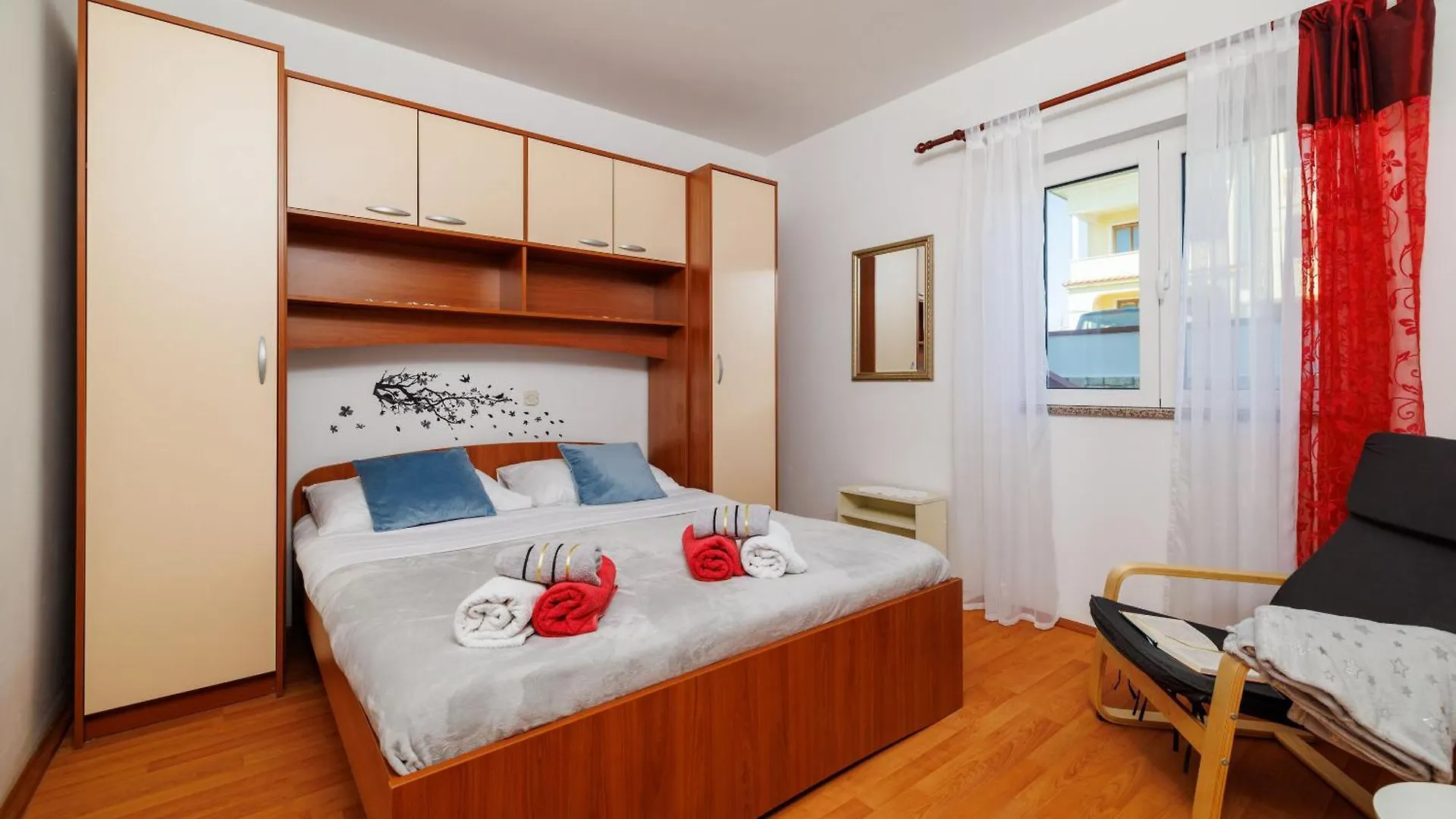 Apartments Klara Lopar